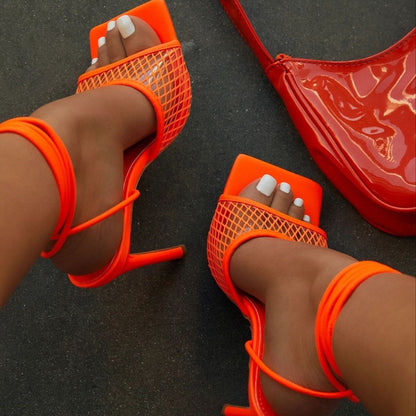 Pumps with a pointed design – Céleste