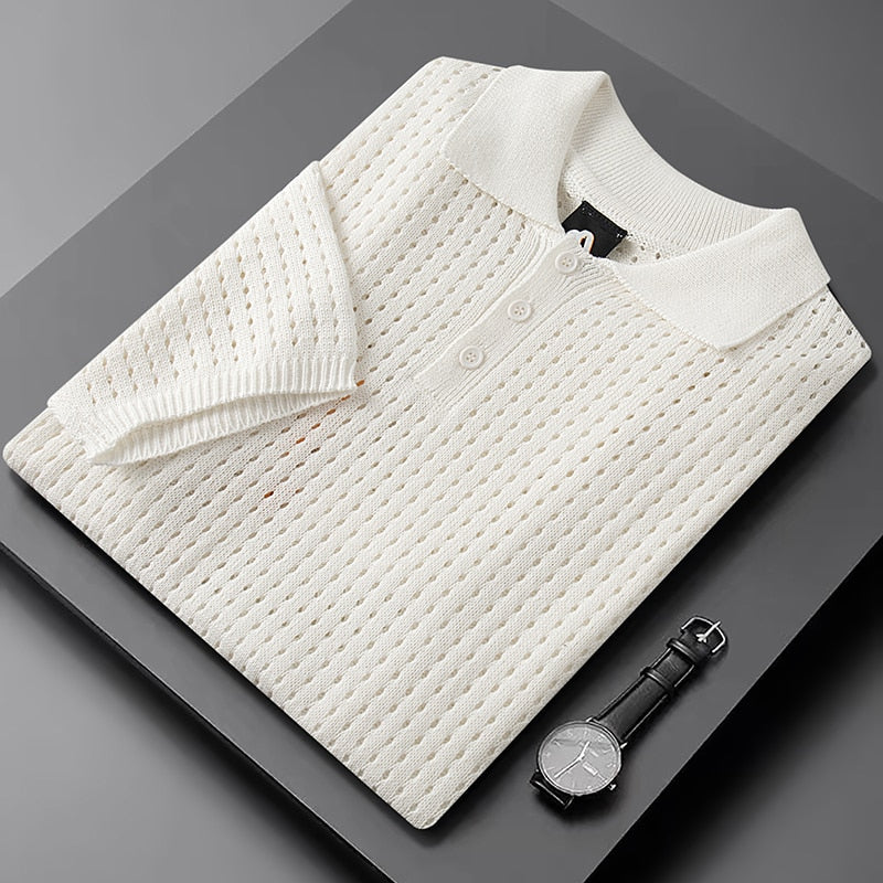 White airy men's polo shirt with a fine knitted texture – Autumn Magic Daan