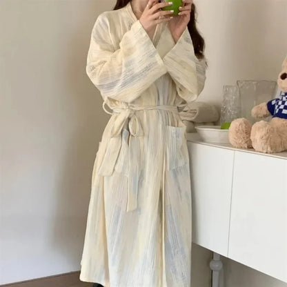 Casual women's summer bathrobe with kimono-style design – Hana
