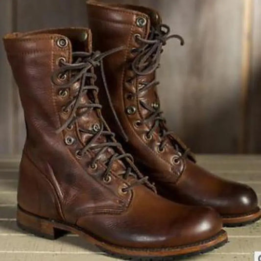 Lined women's leather boots with lacing – Alvara autumn edition