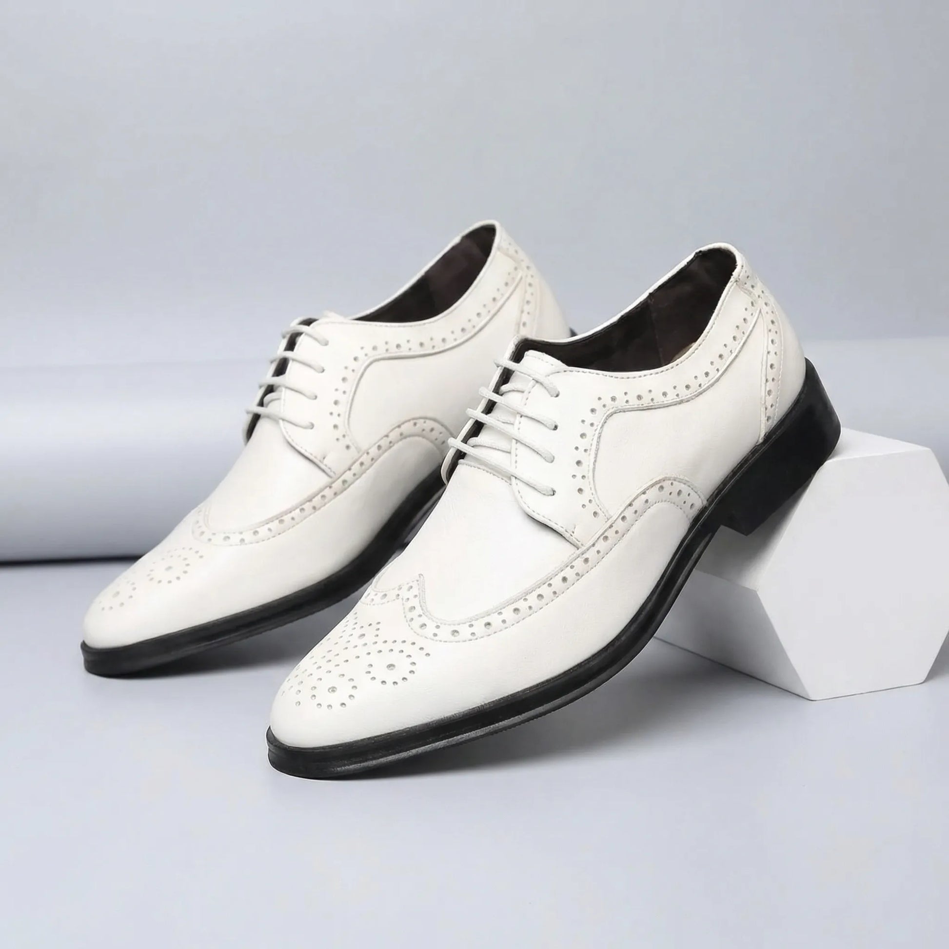 Slim Fit Lace-Ups - Nicolai