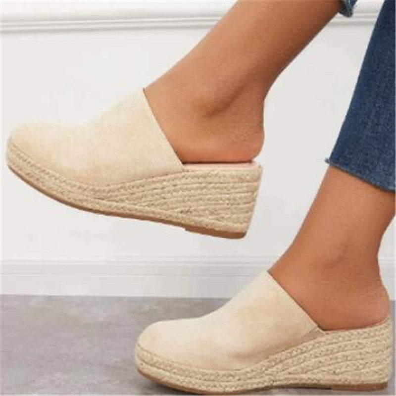 Slip-On Wedge Mule With Round Toe - Mary