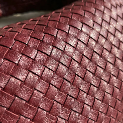 Spacious Woven Tote Handbag - Nelly