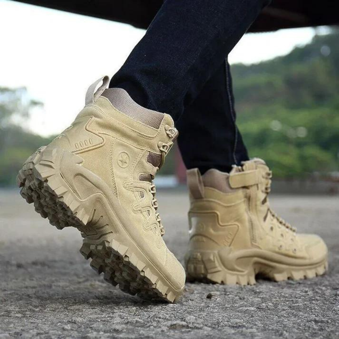 Sturdy Outdoor Boot With Lugged Sole - Jeff