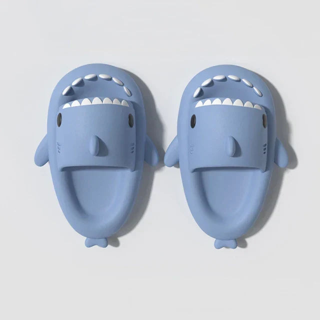 Unisex lightweight summer flip-flops with shark design – FinSteps