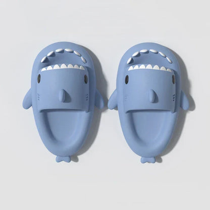 Unisex lightweight summer flip-flops with shark design – FinSteps
