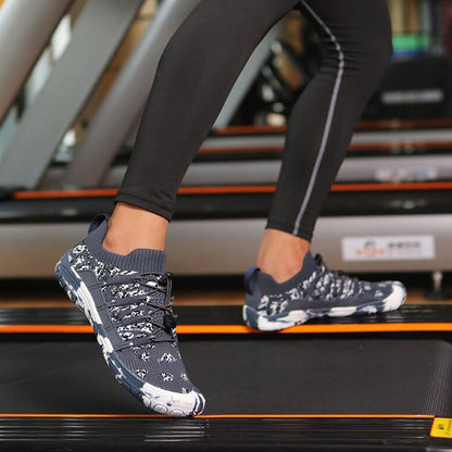Barefoot sports shoes with non-slip sole - Auron