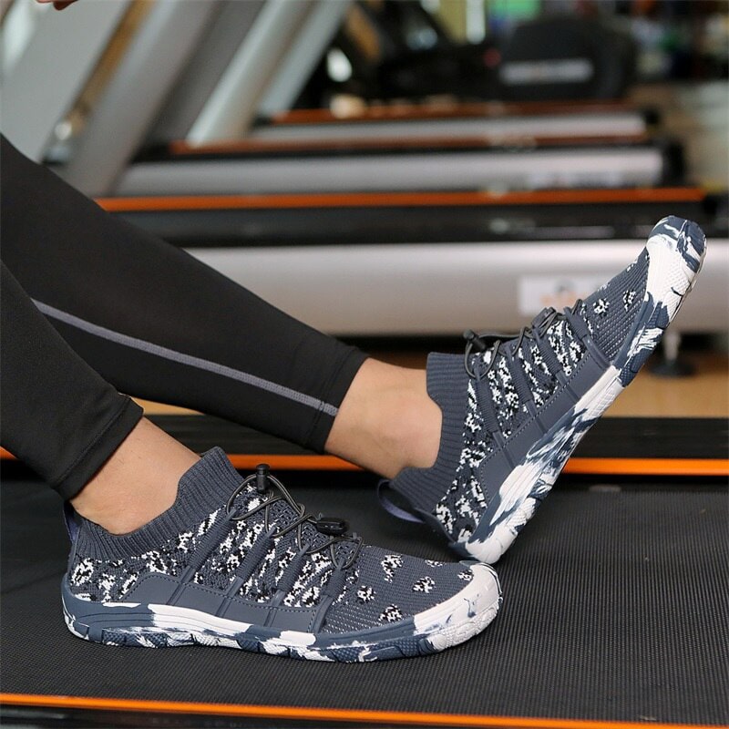 Barefoot sports shoes with non-slip sole - Auron