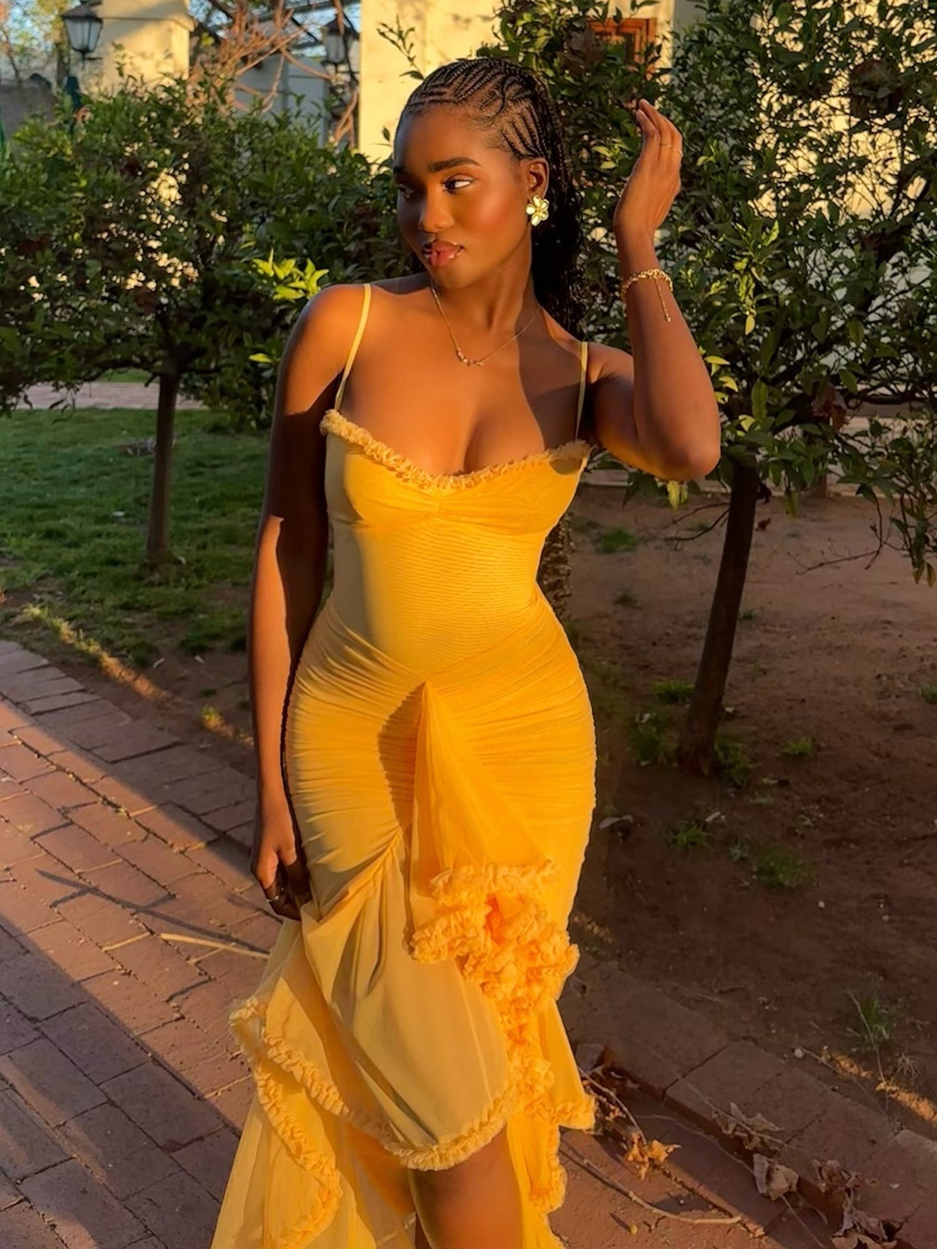 Trendy maxi dress with ruffles and spaghetti straps – Loyza