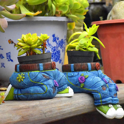 Gardener Resin Succulent Pot Sculpture - GardenBuddy