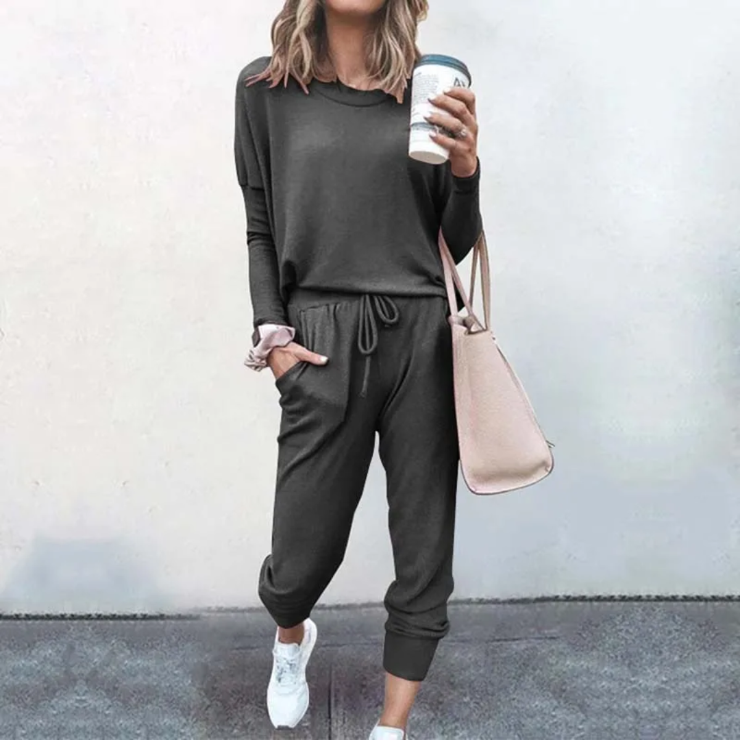 Oversized Ladies Tracksuit - Velana