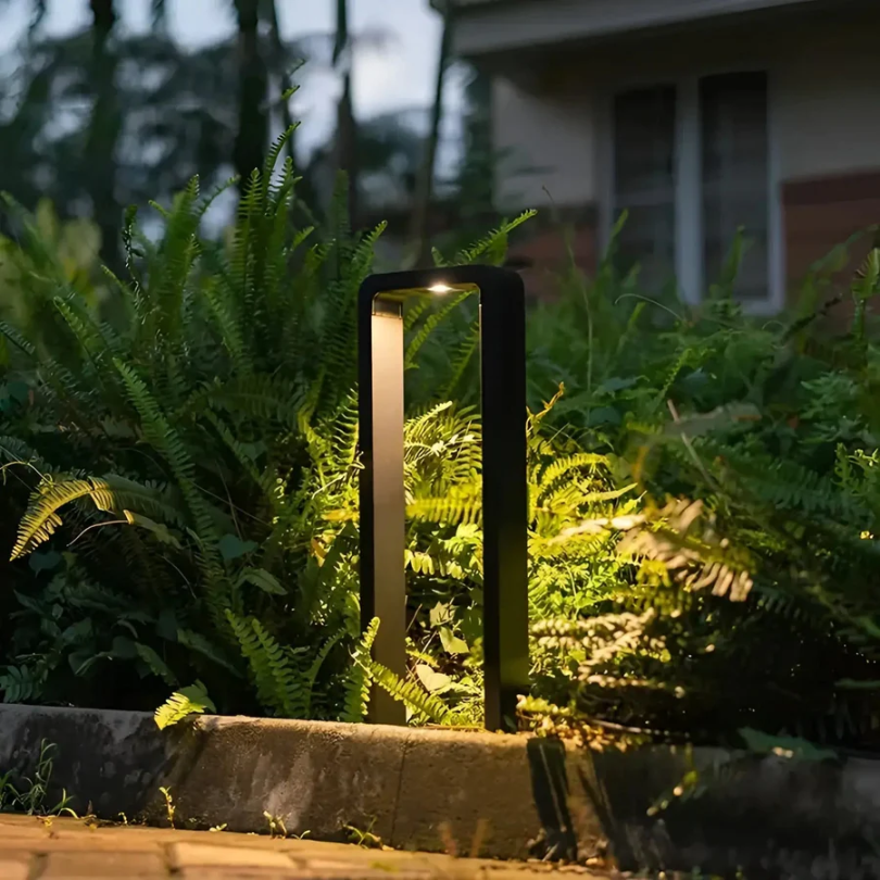 Modern LED Garden Lighting - LumaGarde