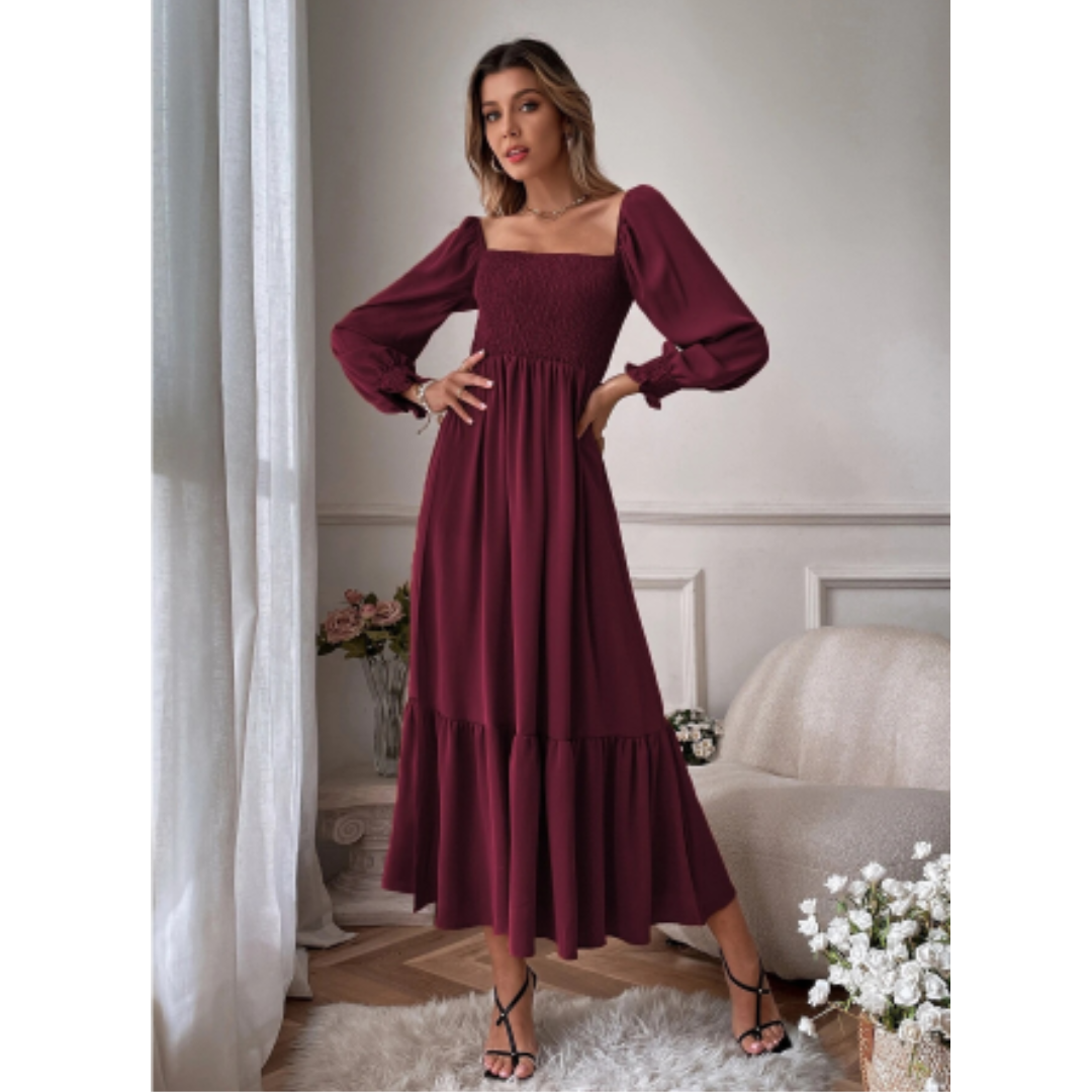 Transitional dress with Florentine neckline – Hermina