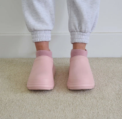 Weatherproof comfort clogs with cloud cushioning – Mireille