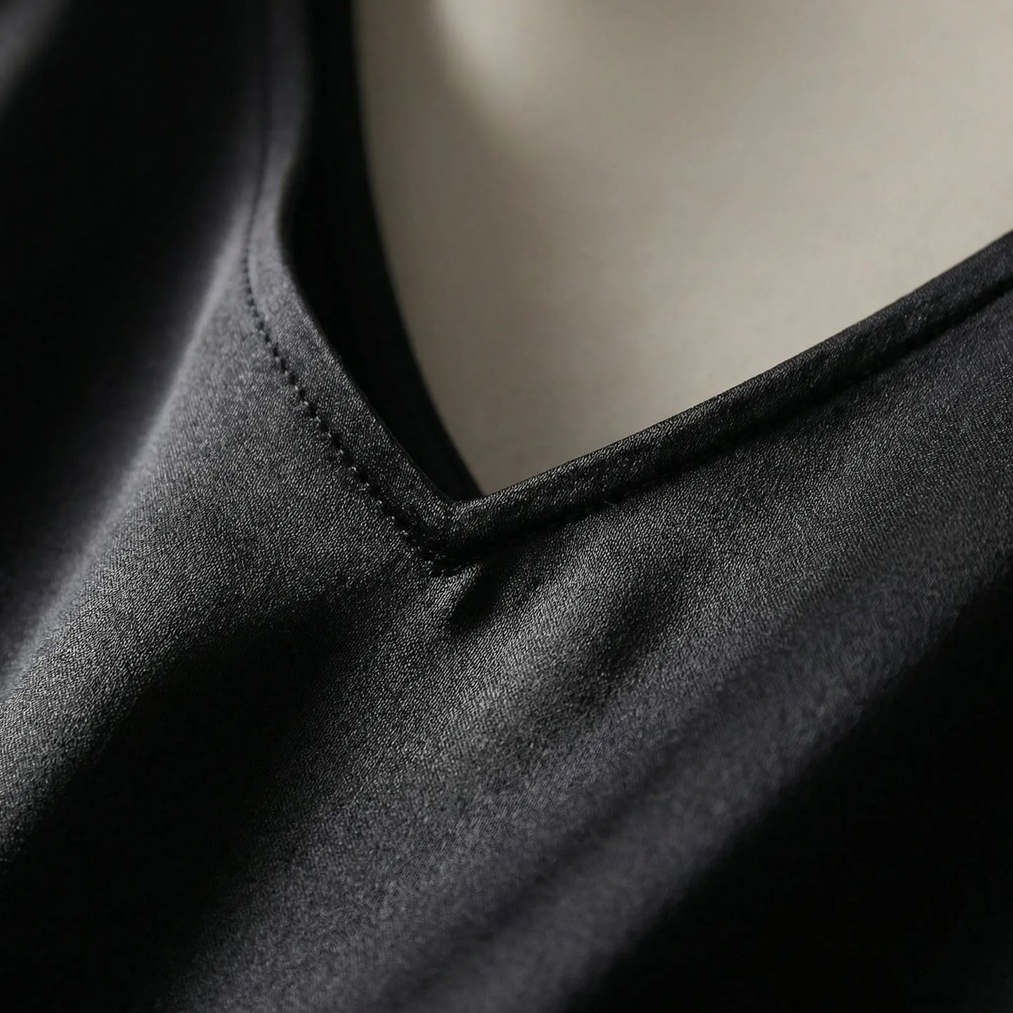 V-Neck Sleeveless Vest - Aurelia