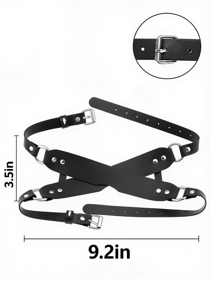 Flat view of the open black mask with size markings and an inset close-up of the buckle 5