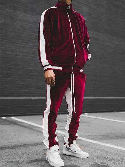 Velvet Jogger Set In A Retro Style - Gilberto