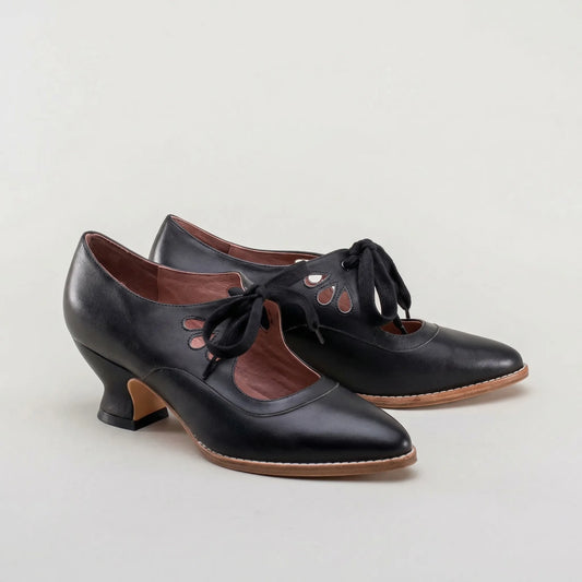 Vintage-Inspired Lace-Up Heeled Shoe - Virginia