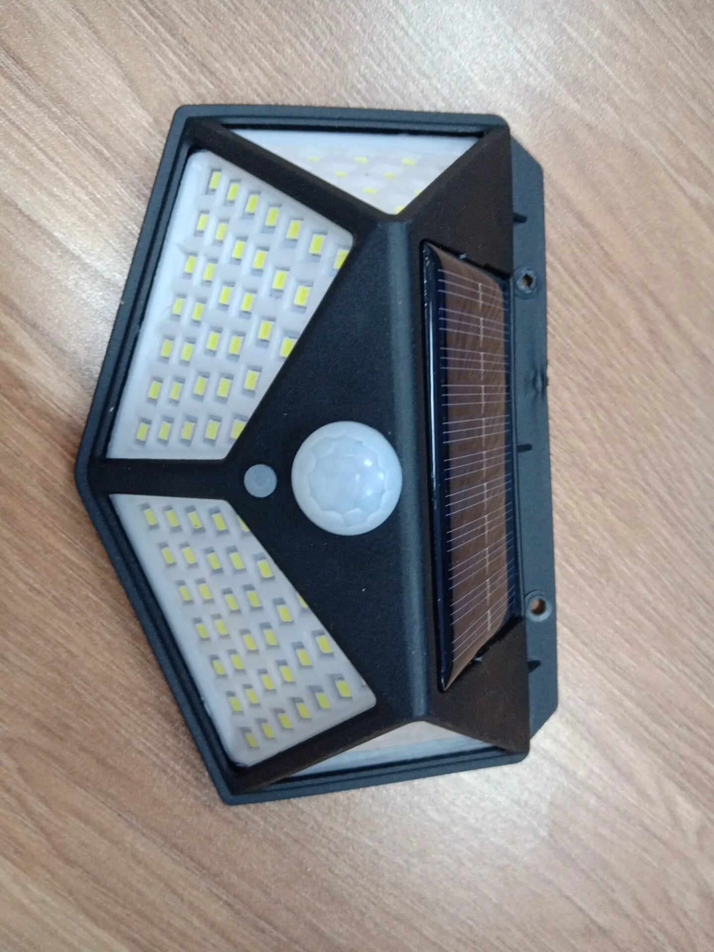 Wasserdichte Led Flutlichtlampe - BrightPatio