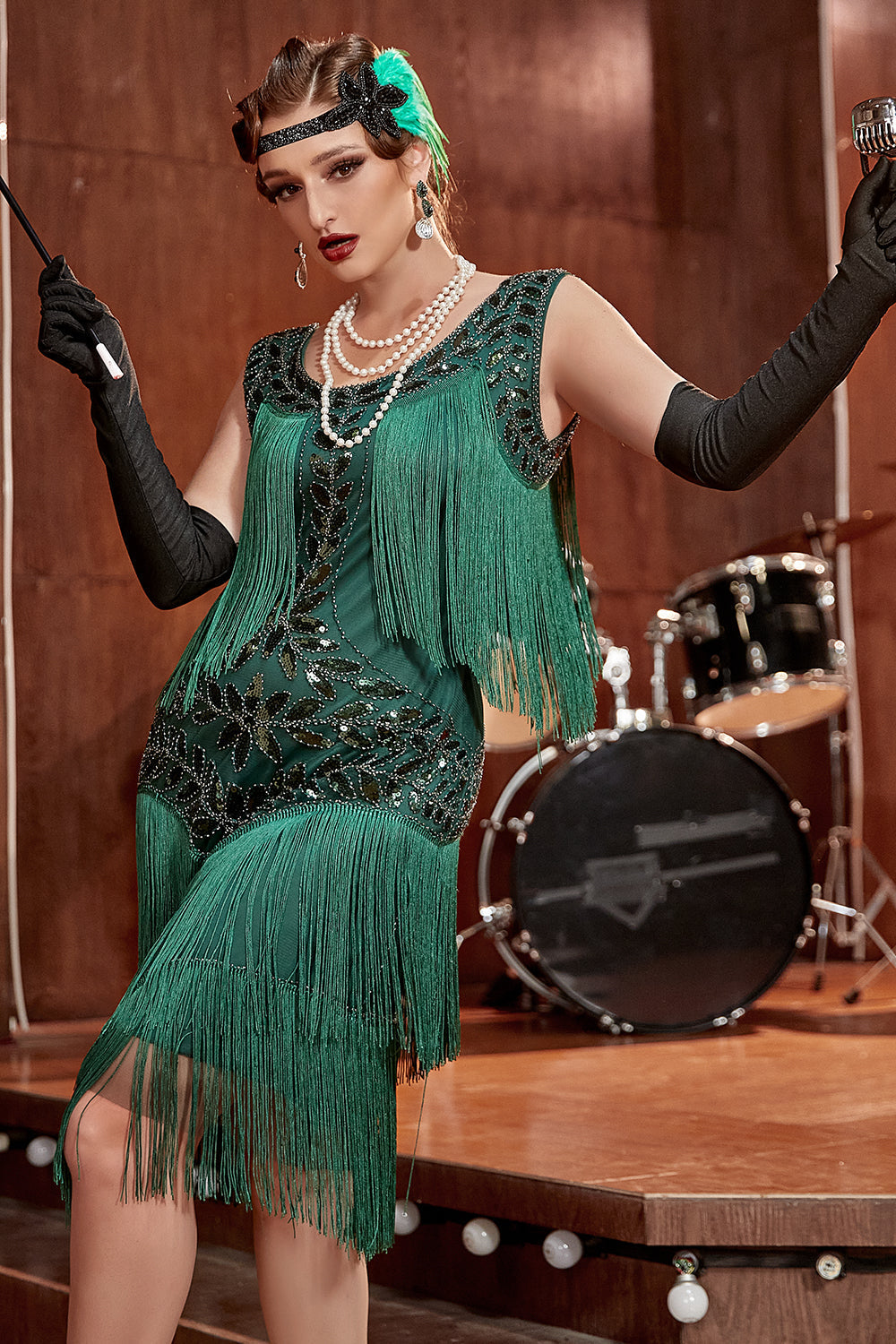 Glamorous Charleston dress from the 1920s - Amelia