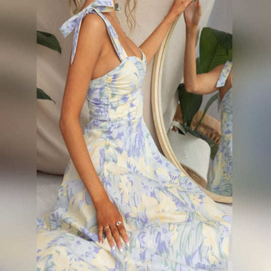Floral midi dress made from lightweight fabric – Alina