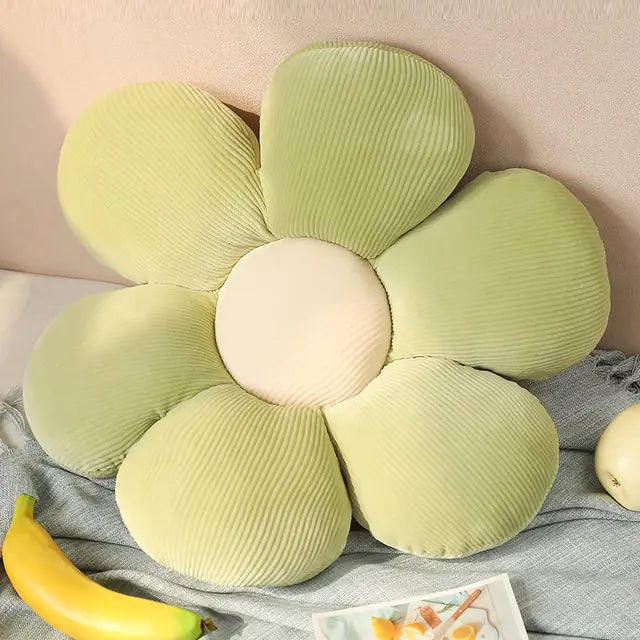 Stylish and Comfortable Flower-Shaped Cushion - Floral Bliss