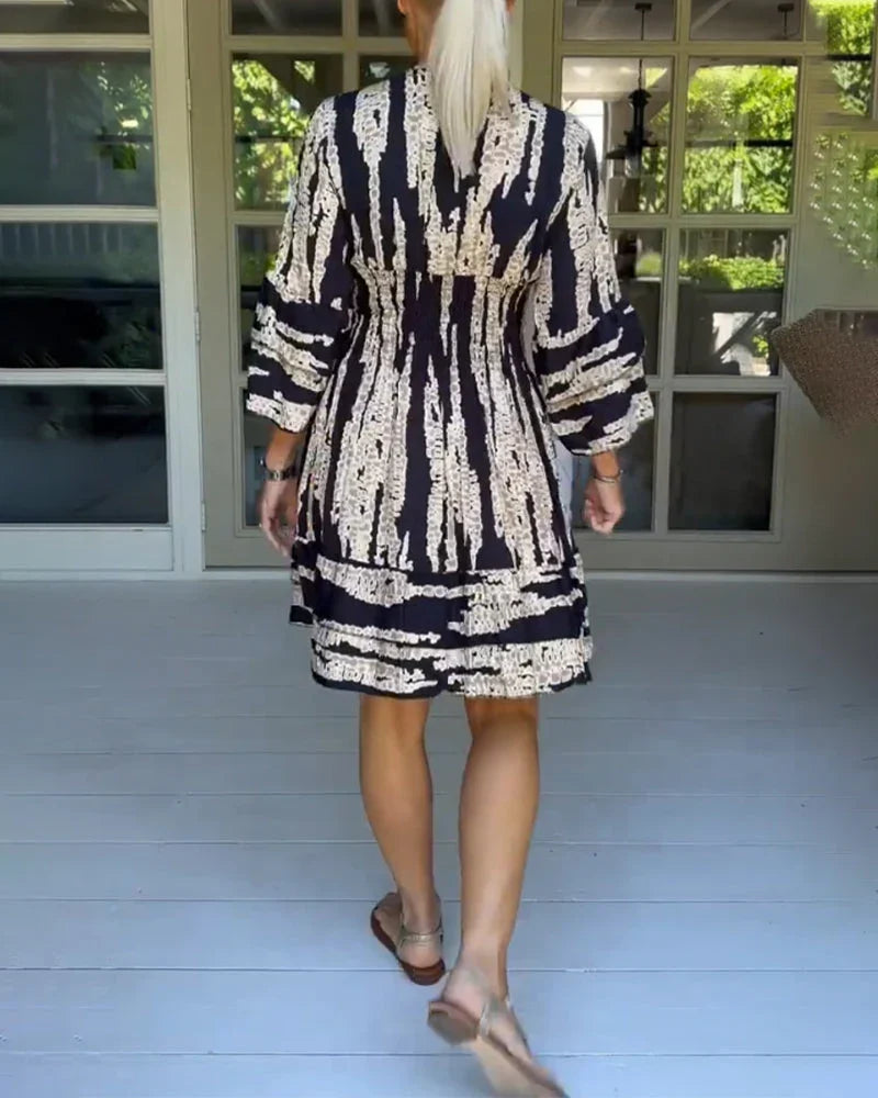 Autumnal & Stylish Ladies' Dress with V-neck and 3/4-length sleeves – Elina