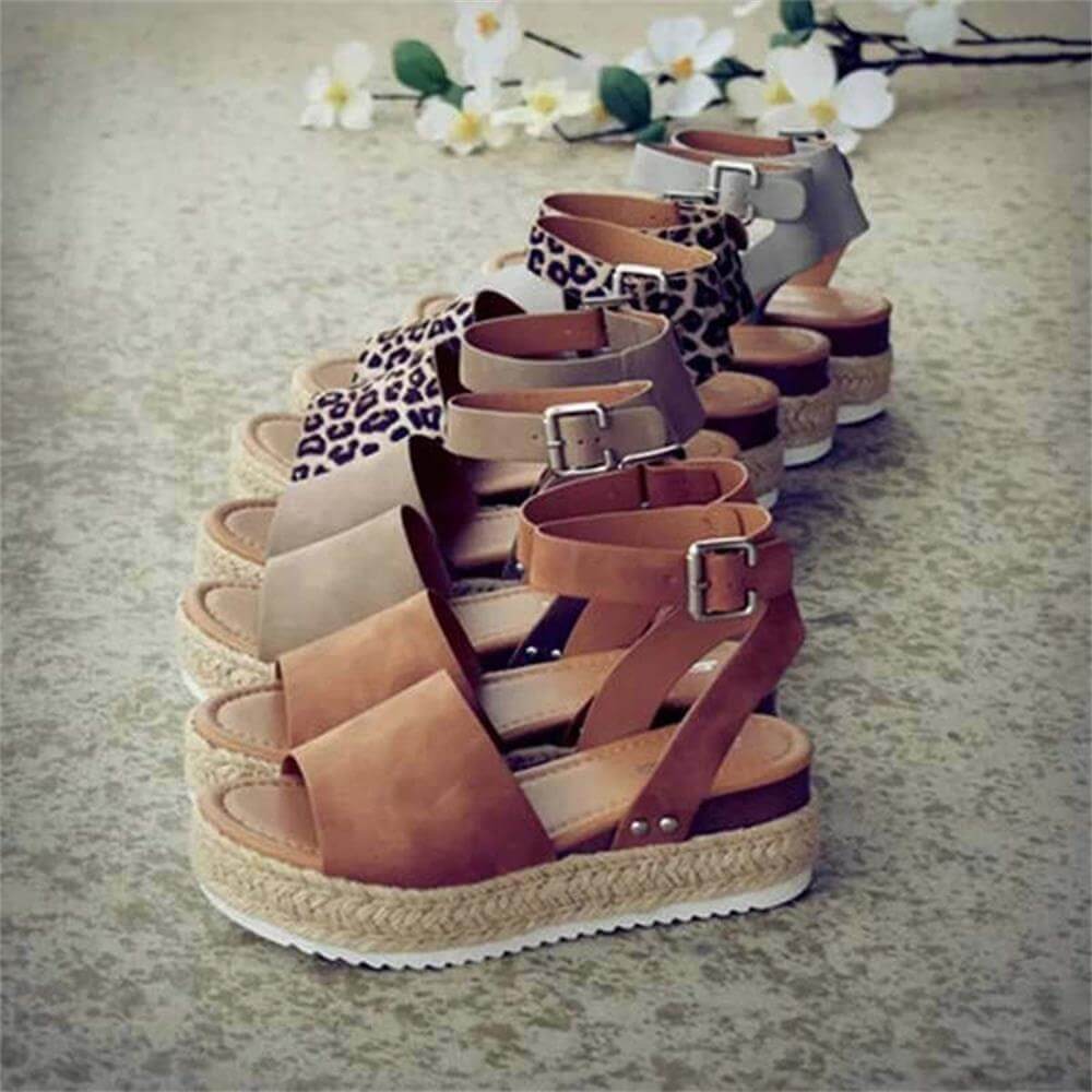 Ladies' wedge espadrille sandals with strap - Livia