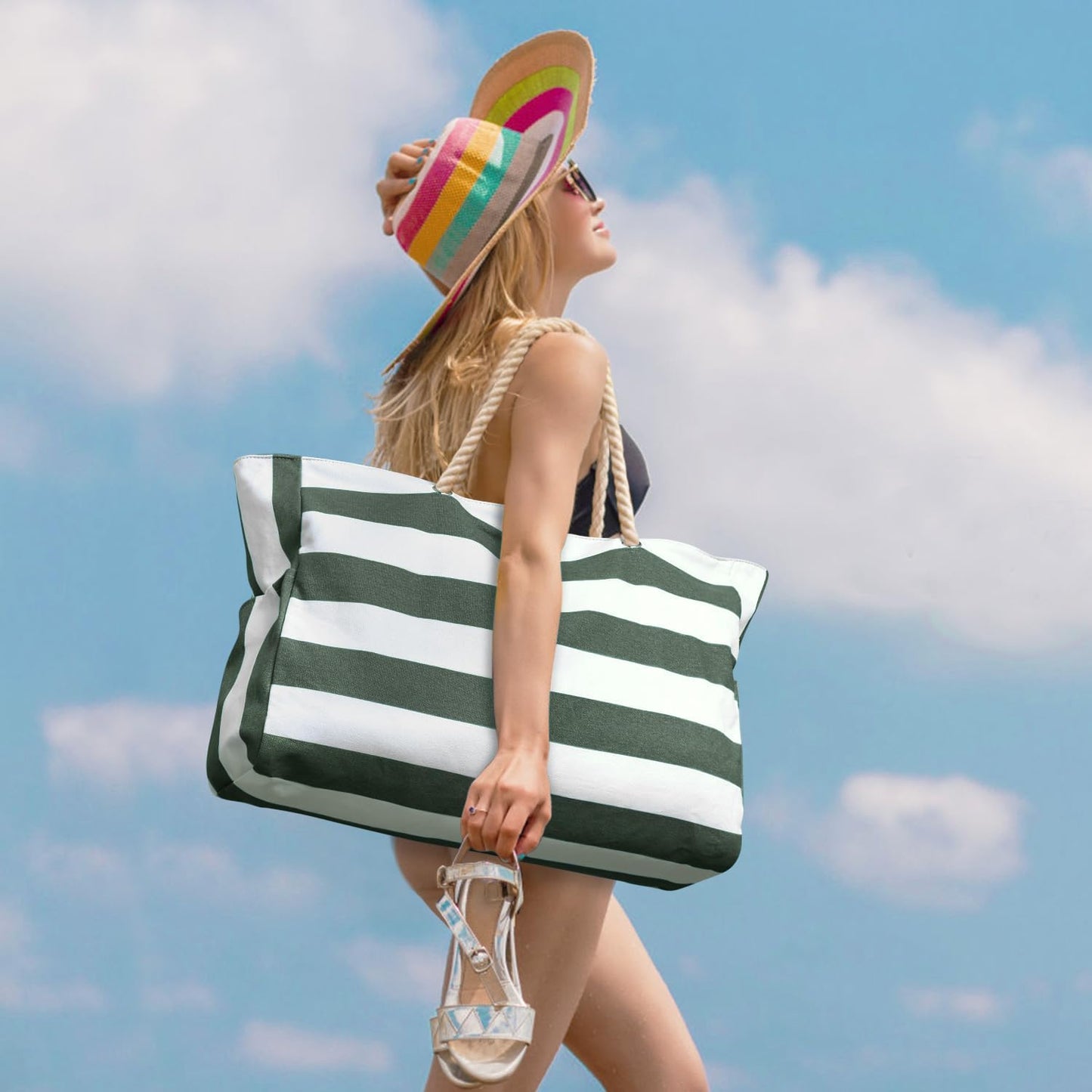 Large waterproof zipped bag for work and leisure