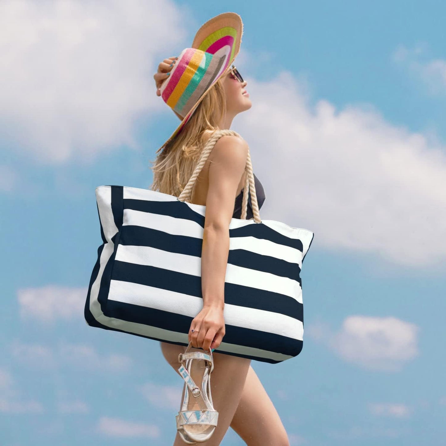 Large waterproof zipped bag for work and leisure