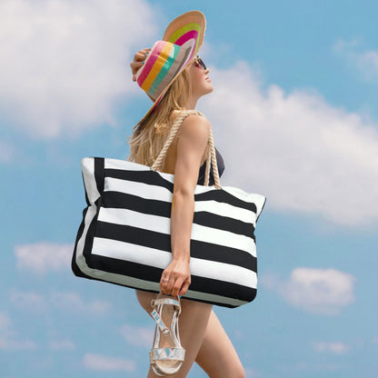Large waterproof zipped bag for work and leisure