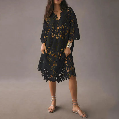 Floral Midi Dress with Eyelet Trim – Maelis