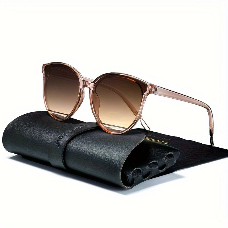 Fashionable women's sunglasses with UV protection – Livia