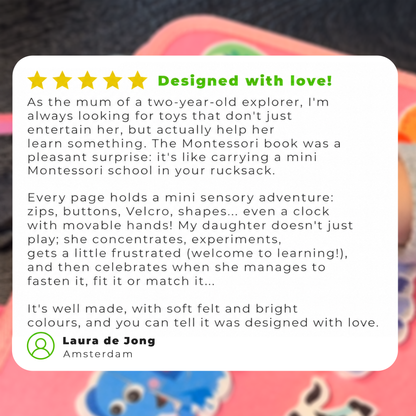 Five-star customer review in Dutch set over a blurred close-up of the pink felt book 11