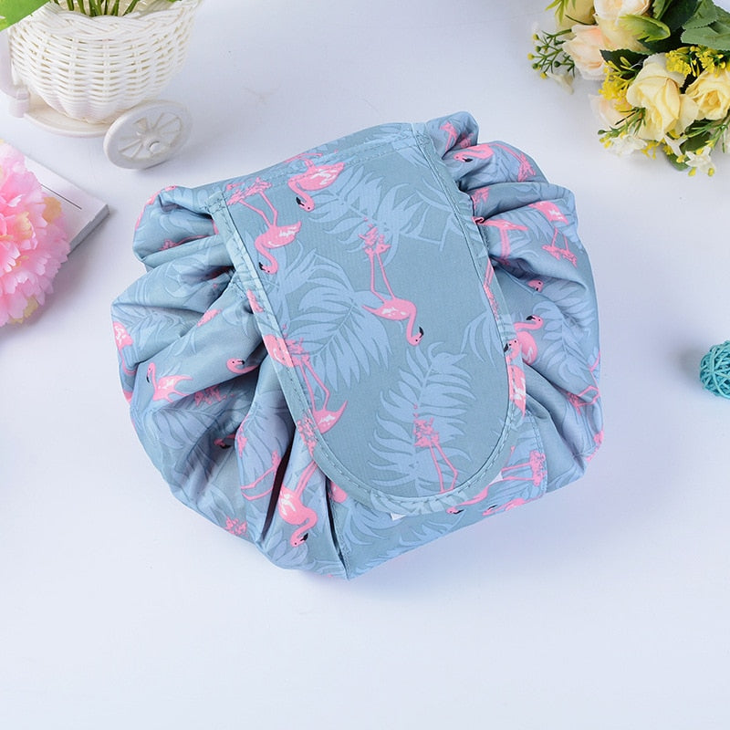Portable drawstring make-up and toiletry bag – 2 for 1 travel organiser