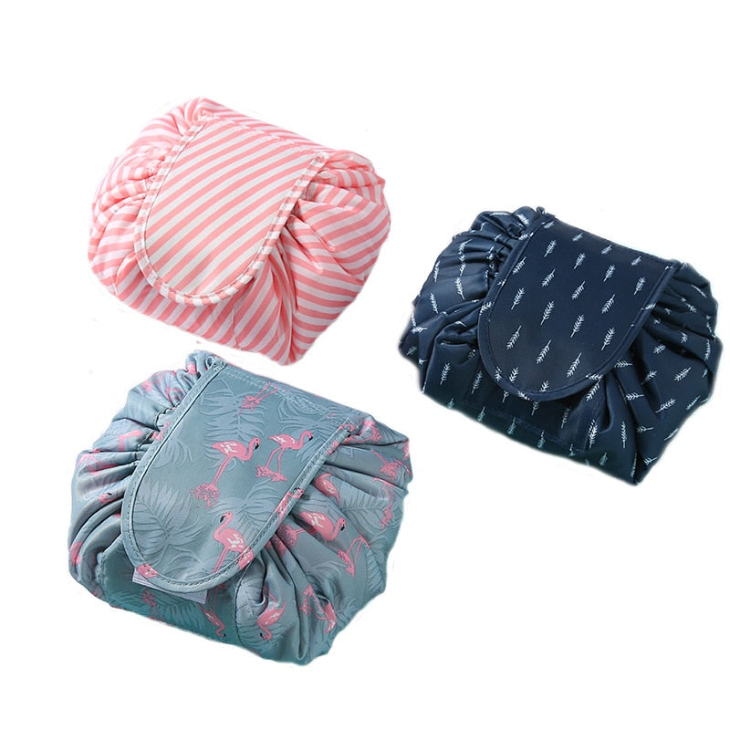 Portable drawstring make-up and toiletry bag – 2 for 1 travel organiser