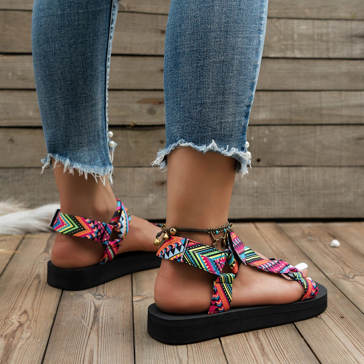 Light women's summer sandals with color play – Amélie