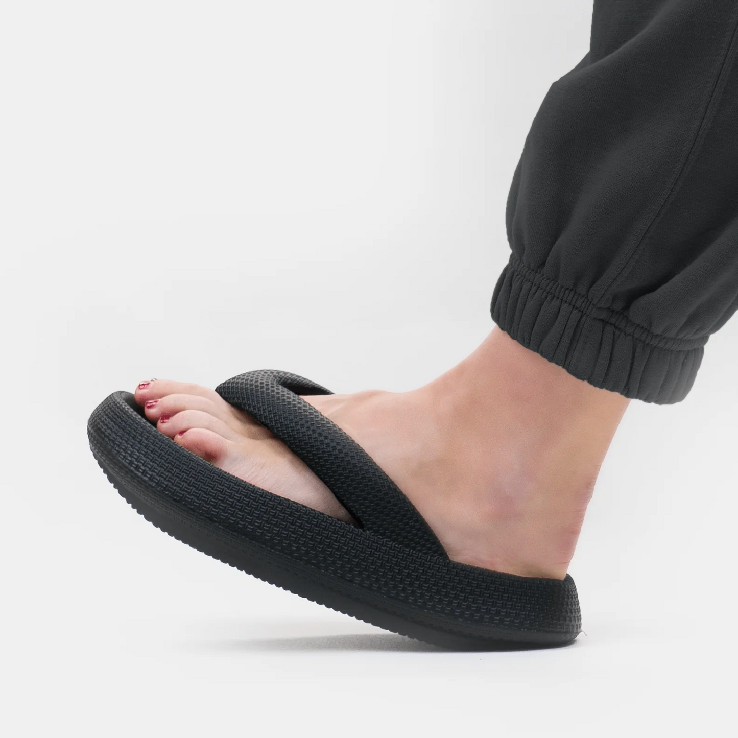Cloud Soft Unisex Comfort Flip Flops – Leona