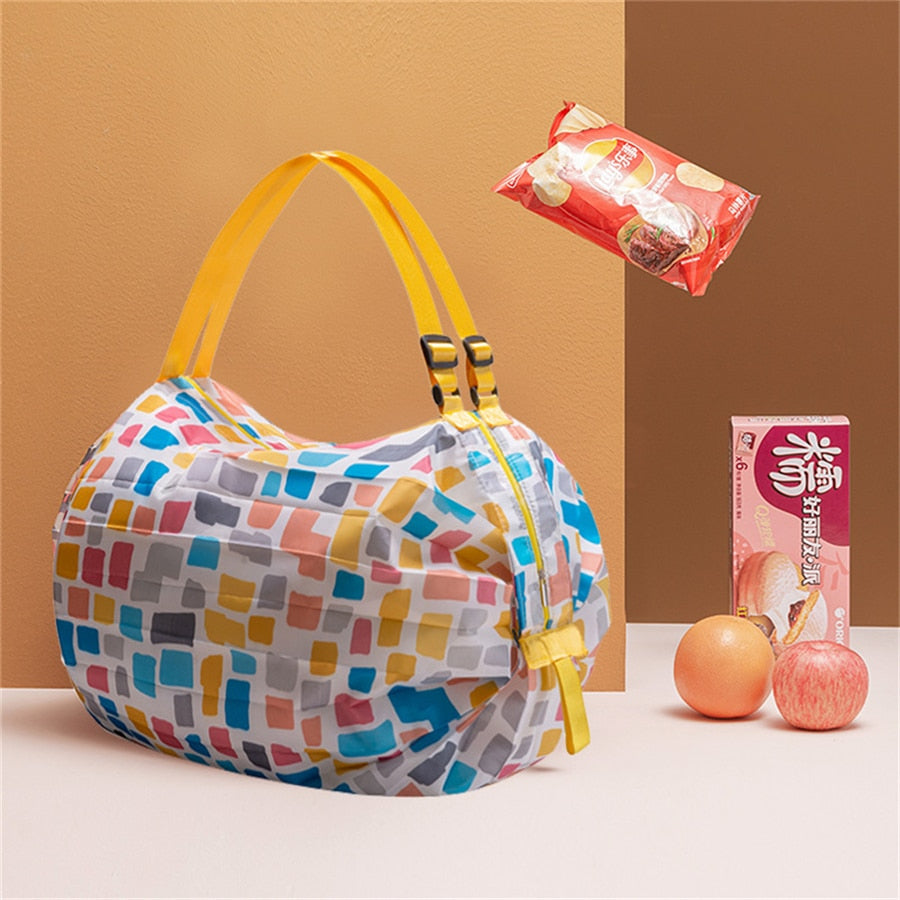 Foldable shopping bag with a large capacity – two for the price of one