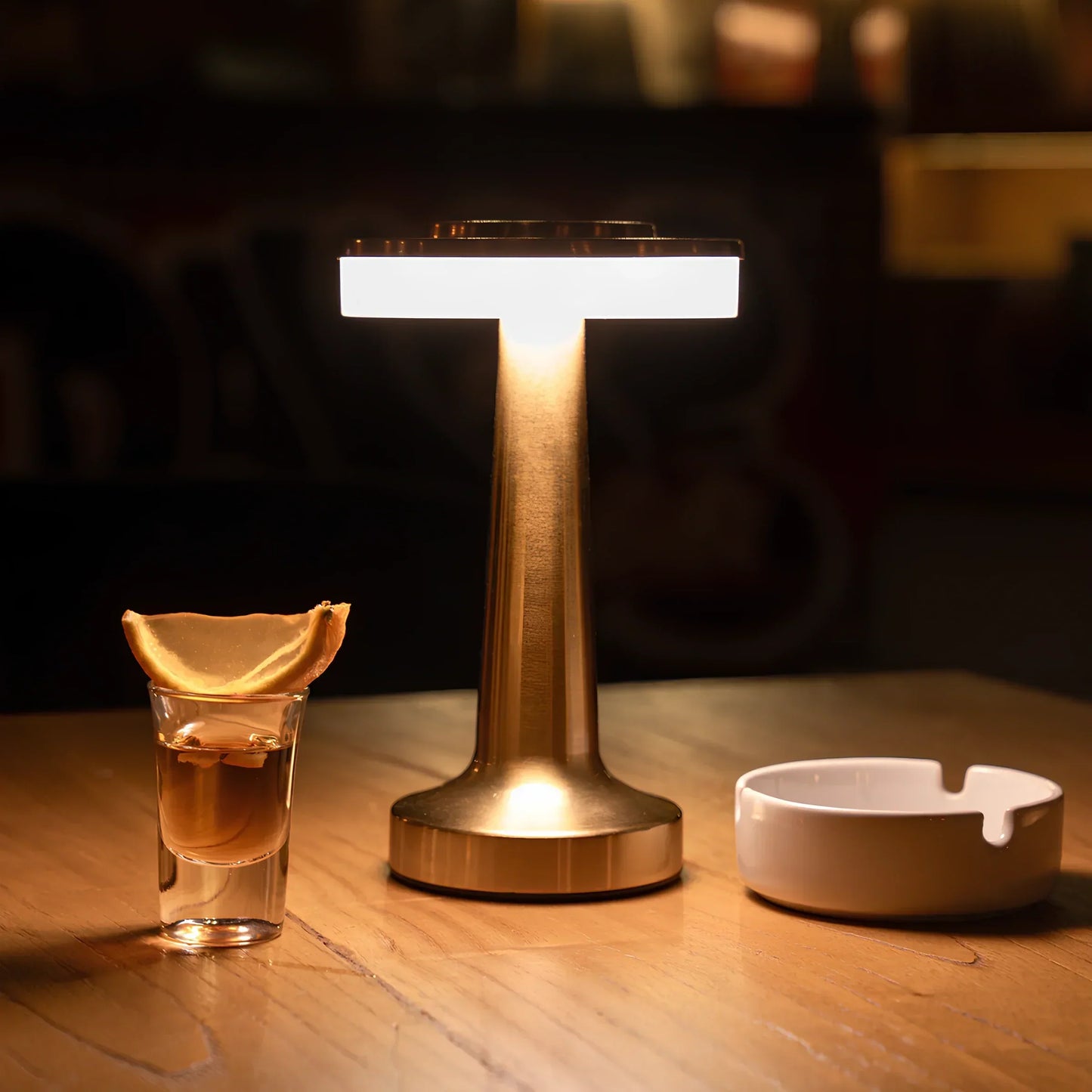Wireless Retro Table Lamp - LumiBar
