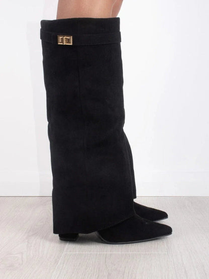 Elegant Women's Shoes in High Quality - Golden Details 1