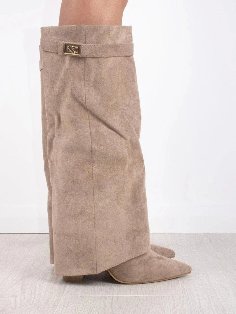 Elegant Women's Shoes in High Quality - Golden Details 7