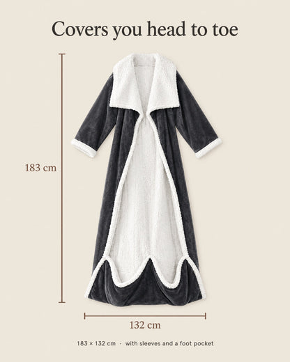 Dimensions diagram of the open robe laid flat, showing a length of 183 cm and a width of 132 cm, with sleeves and foot pocket. 7