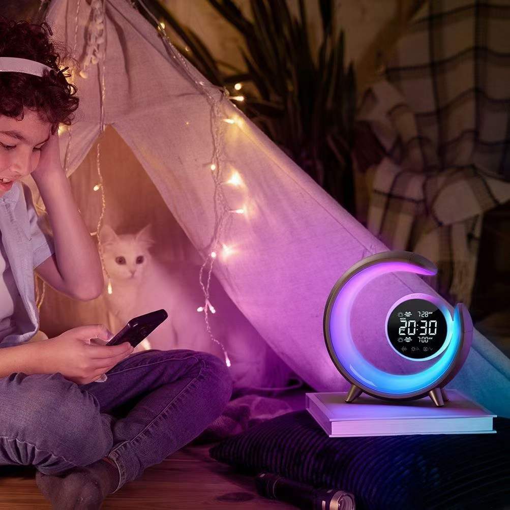 Multifunctional Night Light with RGB & Alarm Clock Function – Lumivo