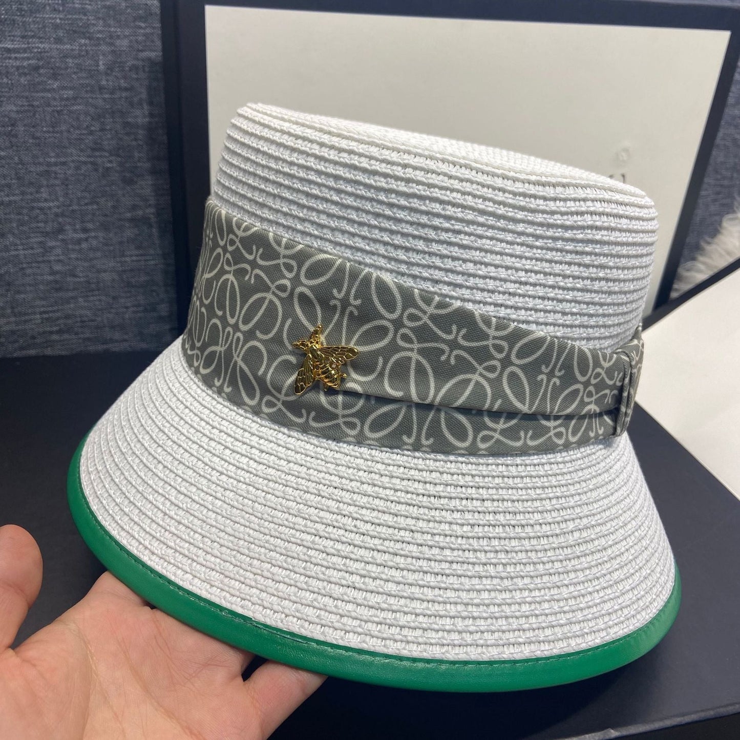 Elegant ladies' summer hat with bow detail – RibbonShade