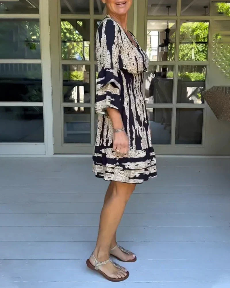 Autumnal & Stylish Ladies' Dress with V-neck and 3/4-length sleeves – Elina