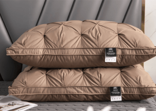 Goose Down Kiss for Luxurious Sleep - Aurélie