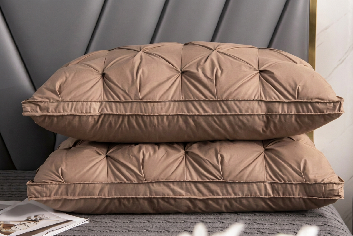 Goose Down Pillow for a Luxurious Night's Sleep - Aurélie