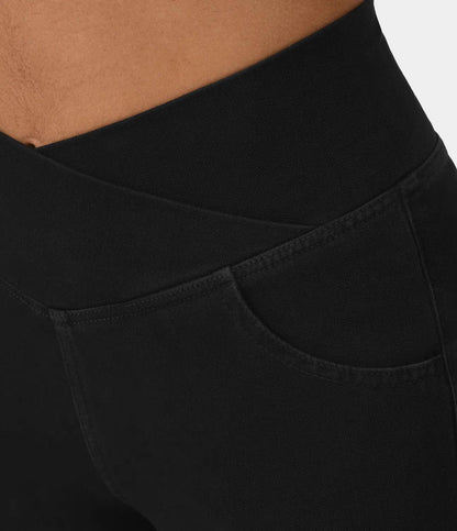 Comfortable Curvy High Waist Jeans - Aria