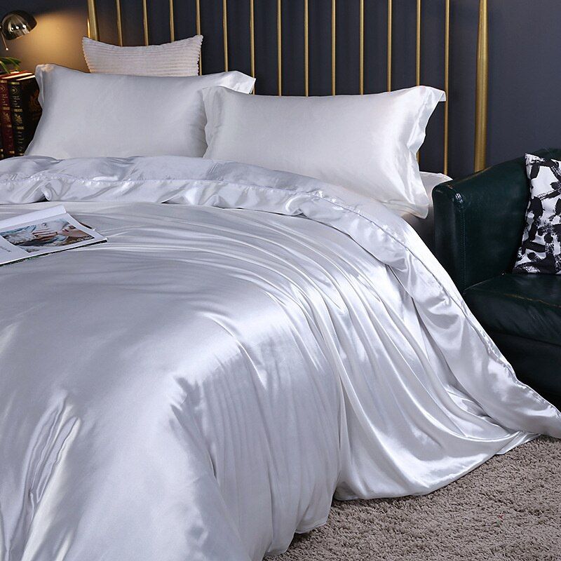 Luxury Silk/Satin Bedding Set (4-piece) - SilkSleep